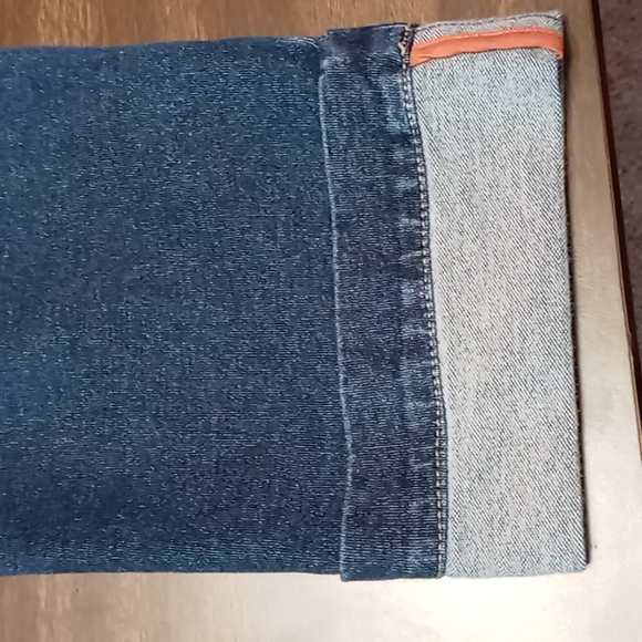 Coldwater Creek Size 4P Cuffed Capris - Picture 3 of 4